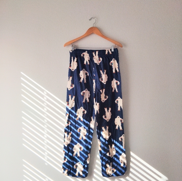 Old Navy Yeti Blue Pajama Pants - Picture 2 of 5